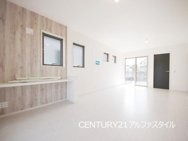 綾瀬市落合南３丁目の新築一戸建