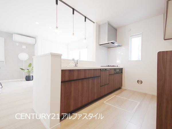 海老名市杉久保南３丁目の新築一戸建