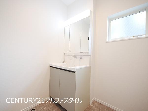 海老名市杉久保南３丁目の新築一戸建