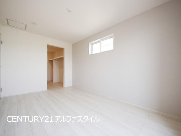 綾瀬市吉岡東５丁目の新築一戸建