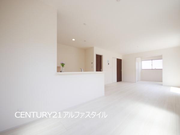 綾瀬市寺尾南２丁目の新築一戸建