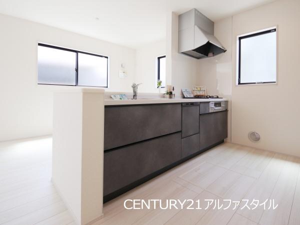 綾瀬市寺尾南２丁目の新築一戸建