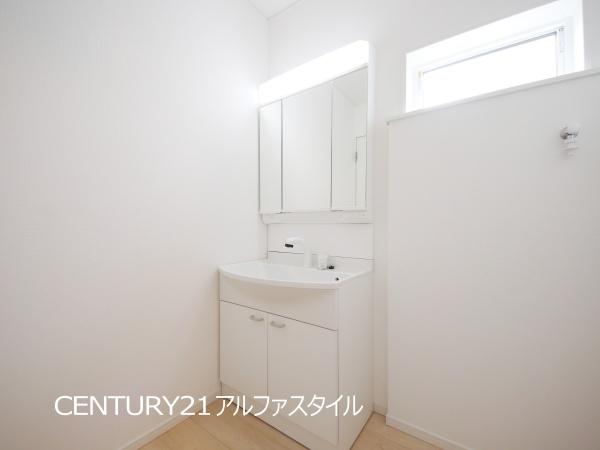 高座郡寒川町小谷１丁目の新築一戸建