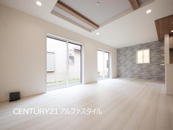 海老名市東柏ケ谷４丁目の新築一戸建