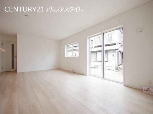 綾瀬市深谷上７丁目の新築一戸建