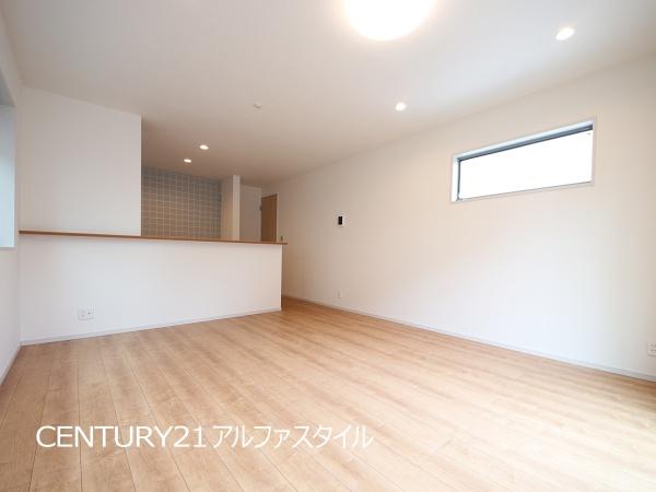 綾瀬市落合南３丁目の新築一戸建