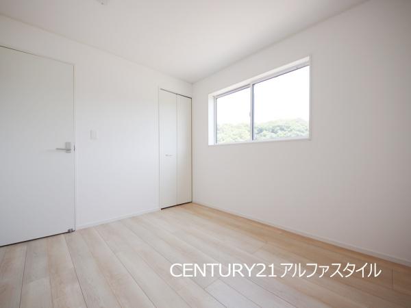 綾瀬市綾西２丁目の新築一戸建