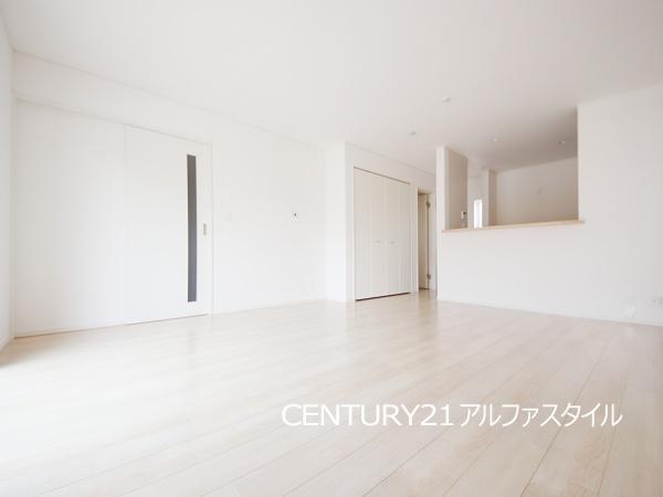 綾瀬市綾西２丁目の新築一戸建