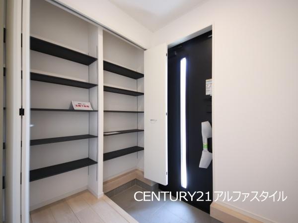 綾瀬市綾西２丁目の新築一戸建