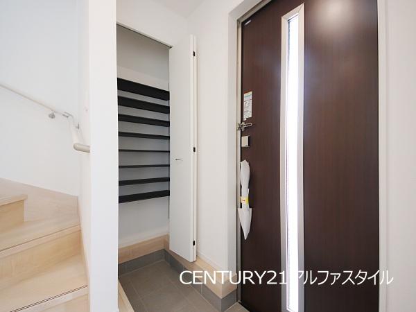 綾瀬市上土棚南１丁目の新築一戸建