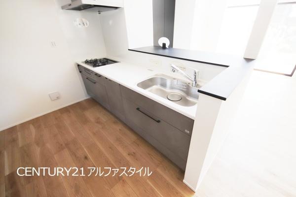 綾瀬市綾西５丁目の新築一戸建