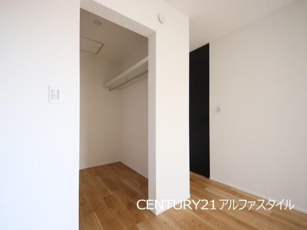 綾瀬市綾西５丁目の新築一戸建