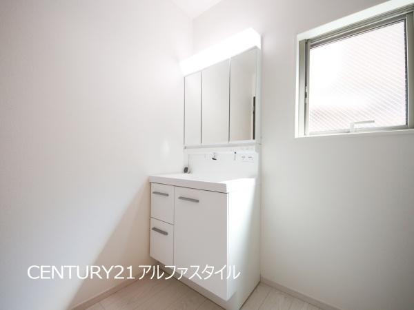 綾瀬市大上３丁目の新築一戸建