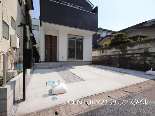 綾瀬市大上３丁目の新築一戸建