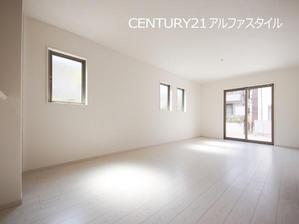 綾瀬市大上３丁目の新築一戸建