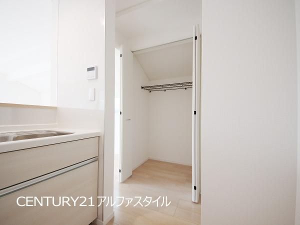 綾瀬市上土棚北２丁目の新築一戸建