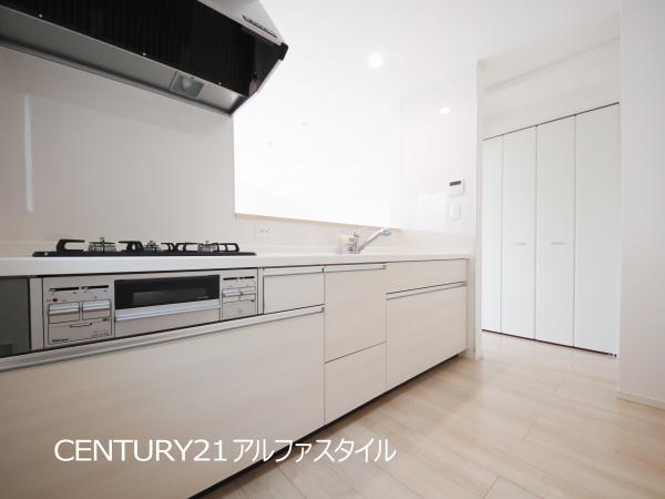 綾瀬市上土棚北２丁目の新築一戸建