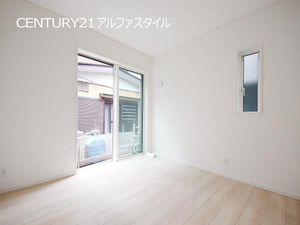 綾瀬市上土棚北２丁目の新築一戸建