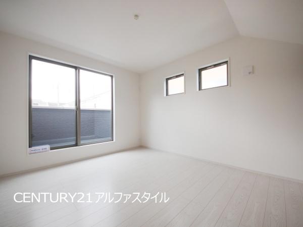 綾瀬市綾西５丁目の新築一戸建