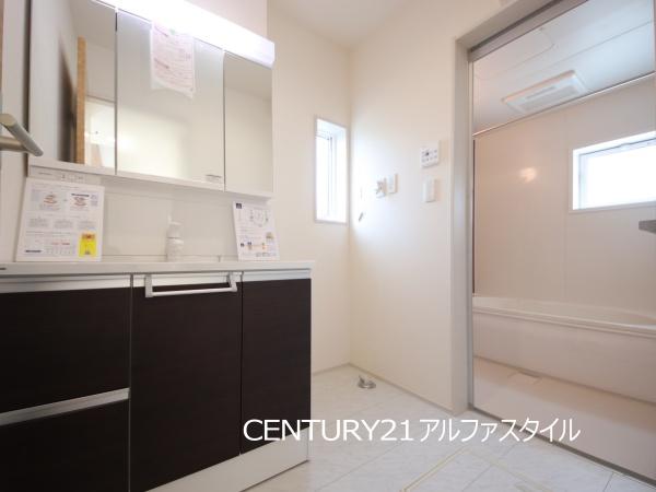 高座郡寒川町小谷２丁目の新築一戸建
