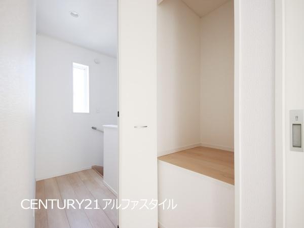 座間市立野台１丁目の新築一戸建