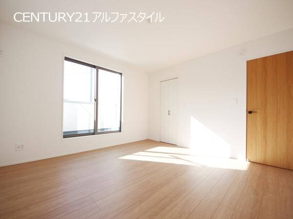 綾瀬市小園の新築一戸建