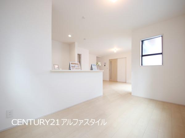 海老名市杉久保北４丁目の新築一戸建