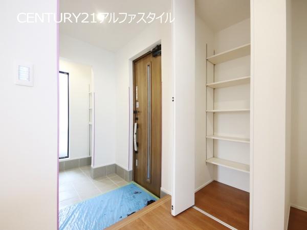 座間市南栗原６丁目の新築一戸建