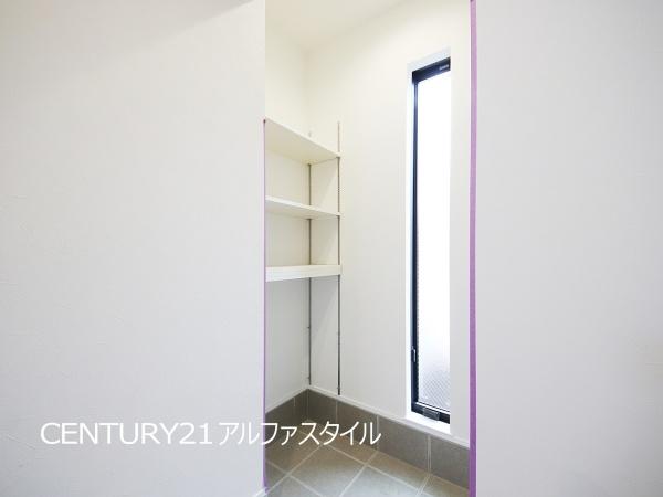 座間市南栗原６丁目の新築一戸建