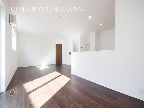 綾瀬市寺尾本町３丁目の新築一戸建