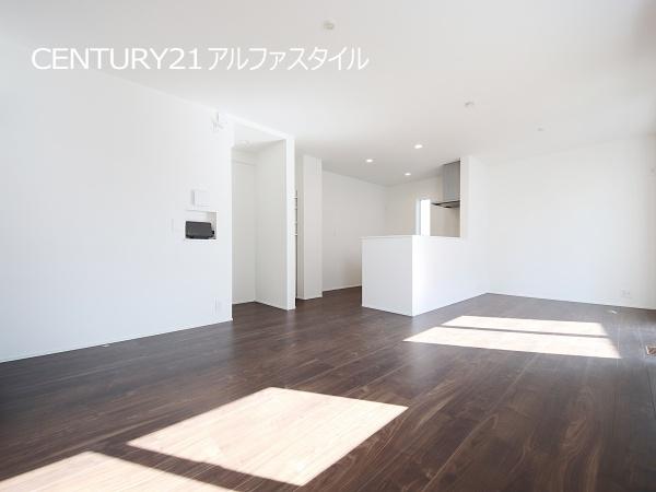 綾瀬市寺尾本町３丁目の新築一戸建