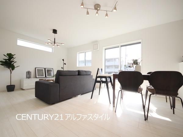 綾瀬市寺尾本町３丁目の新築一戸建