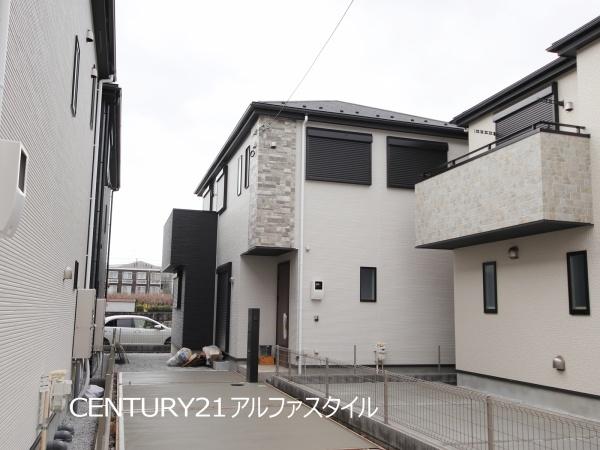 綾瀬市深谷上７丁目の新築一戸建