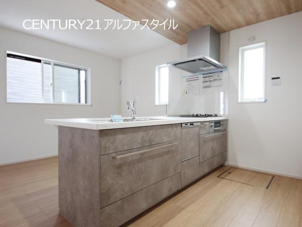 綾瀬市深谷上７丁目の新築一戸建