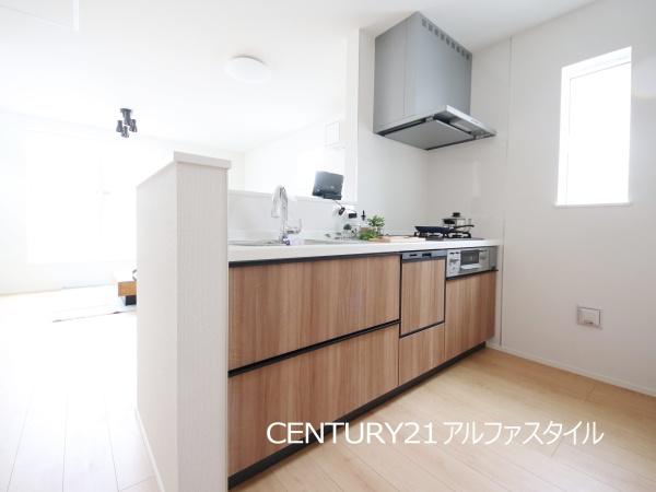 大和市西鶴間２丁目の新築一戸建