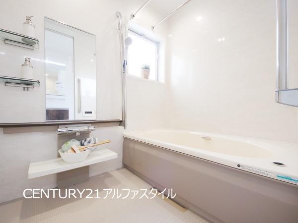 綾瀬市上土棚中６丁目の中古一戸建て