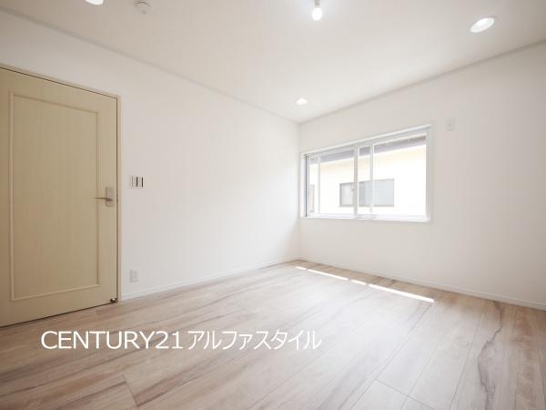 綾瀬市上土棚中６丁目の中古一戸建て