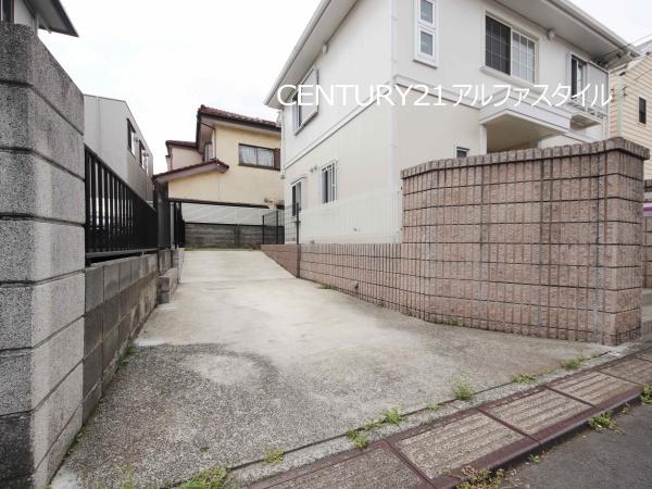 綾瀬市上土棚中６丁目の中古一戸建て