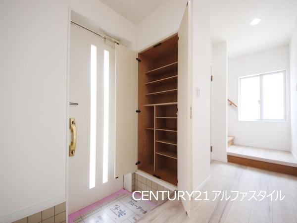 綾瀬市上土棚中６丁目の中古一戸建て
