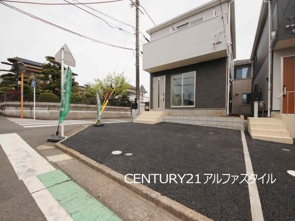 綾瀬市小園南２丁目の新築一戸建