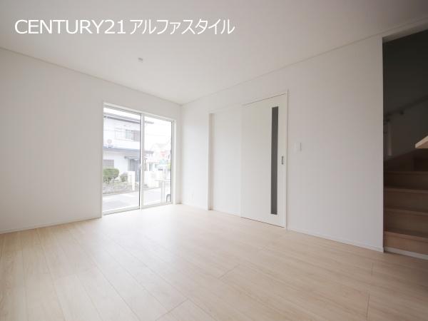 綾瀬市小園南２丁目の新築一戸建