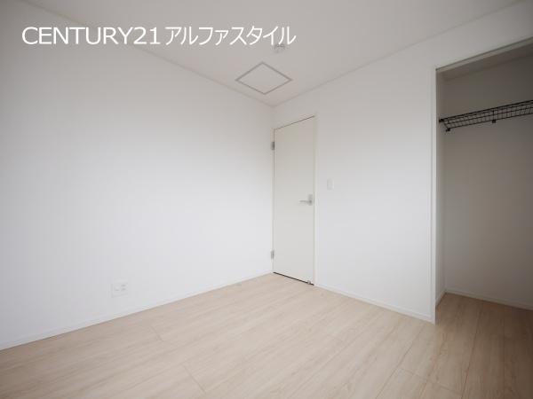 綾瀬市小園南２丁目の新築一戸建