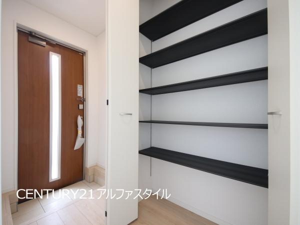 綾瀬市小園南２丁目の新築一戸建