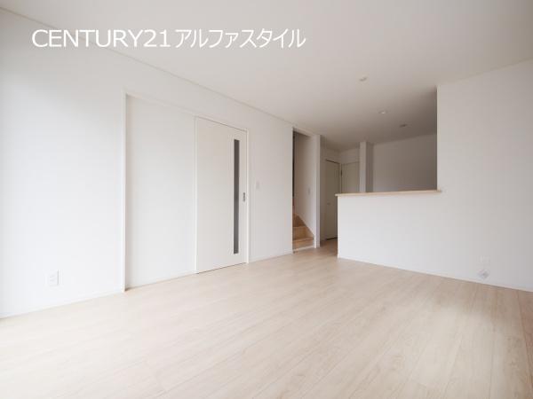 綾瀬市小園南２丁目の新築一戸建