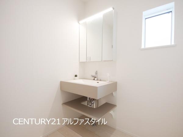 大和市西鶴間７丁目の新築一戸建