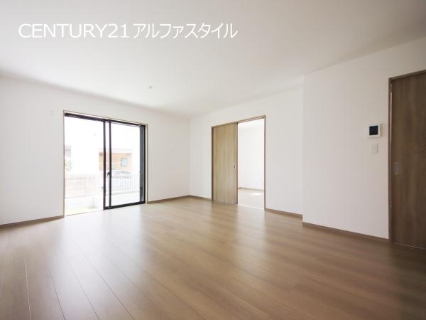 綾瀬市大上５丁目の新築一戸建