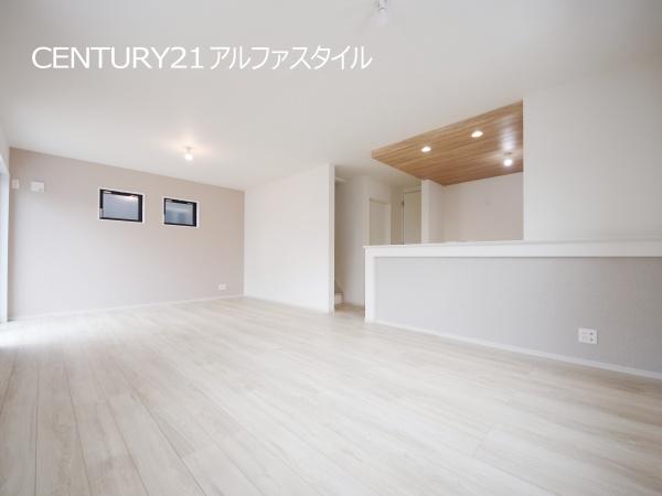 座間市南栗原６丁目の新築一戸建