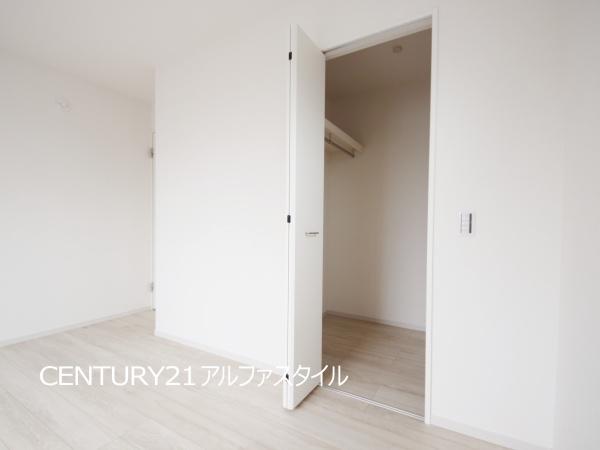 座間市南栗原６丁目の新築一戸建