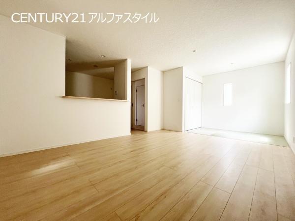 綾瀬市深谷中４丁目の新築一戸建