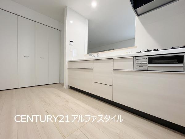 綾瀬市深谷中４丁目の新築一戸建